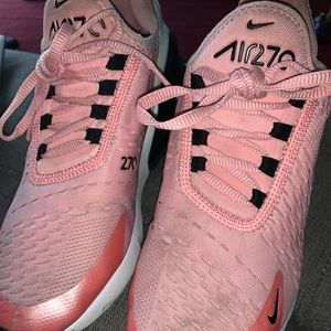 Nike Air Max 270